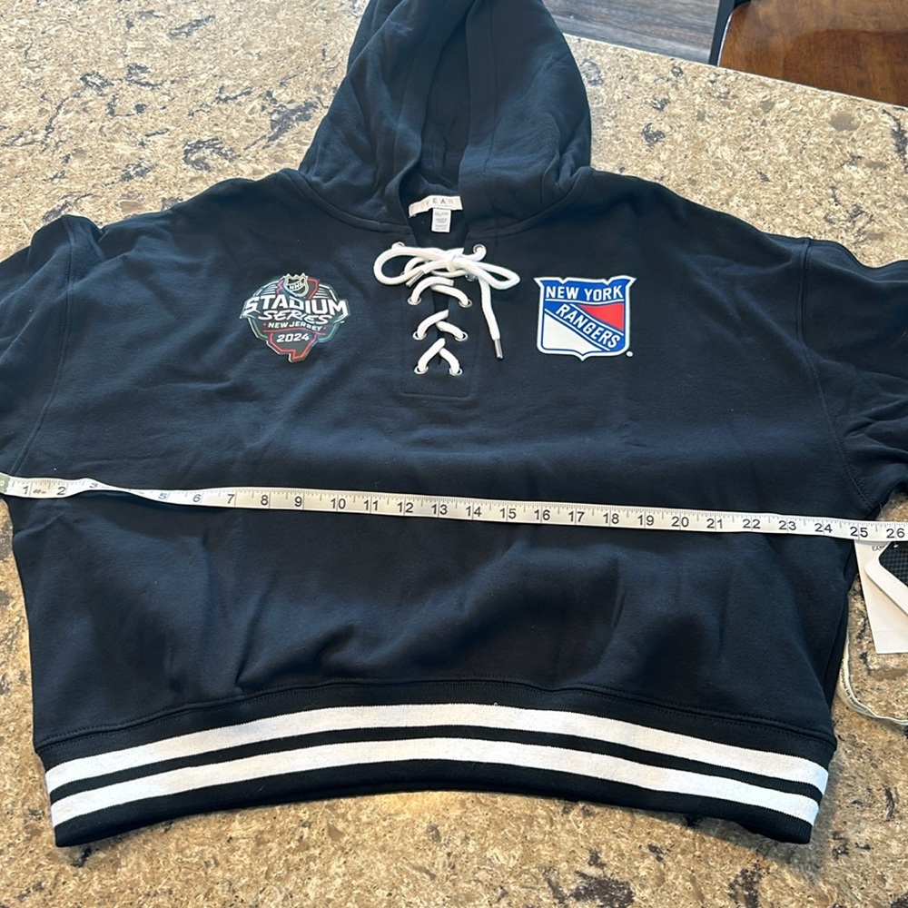 New York Rangers Sweatshirt - Picture 10 of 10